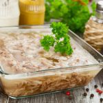 Mikor kell a zselatint a kocsonyába tenni?