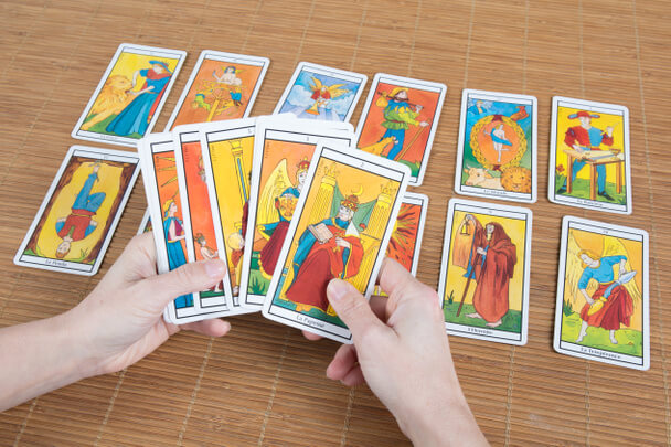 Hogyan használhatom a tarot kártyát?