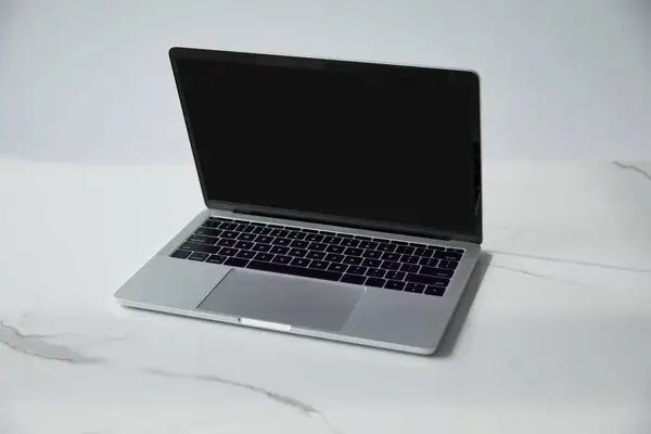 Hogyan válasszunk laptopot?