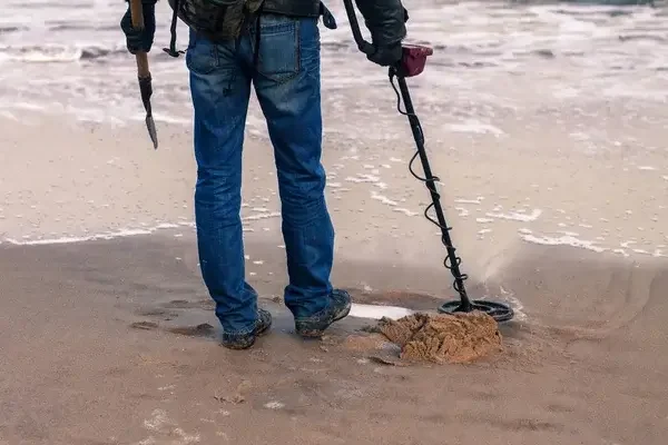 Hogyan válassz fémkeresőt? – Részletes útmutató kezdőknek és haladóknak