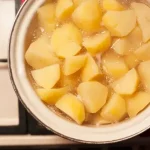 Mennyi idő alatt fő meg a krumpli?