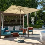 Hogyan válasszunk kültéri napernyőt a kertbe vagy teraszra?