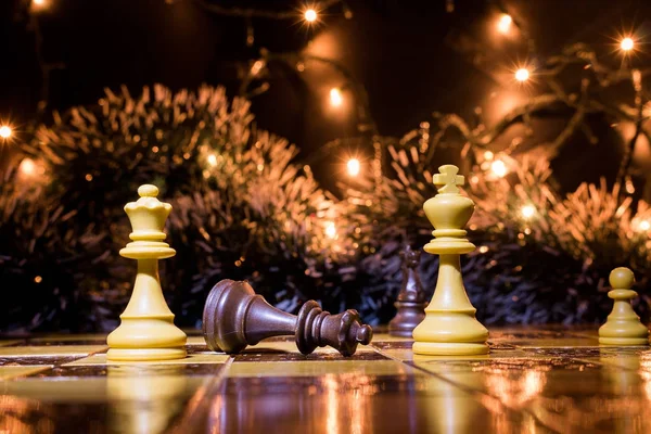 Hogyan kell gyerekekkel kreatív karácsonyi programokat csinálni?